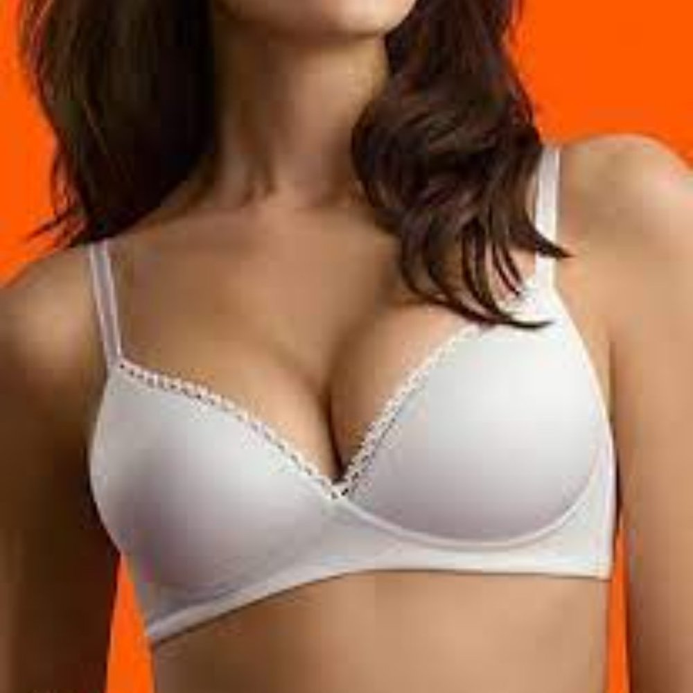 NWT Warner's White Wire Free Padded Light Lift Bra Size 36D